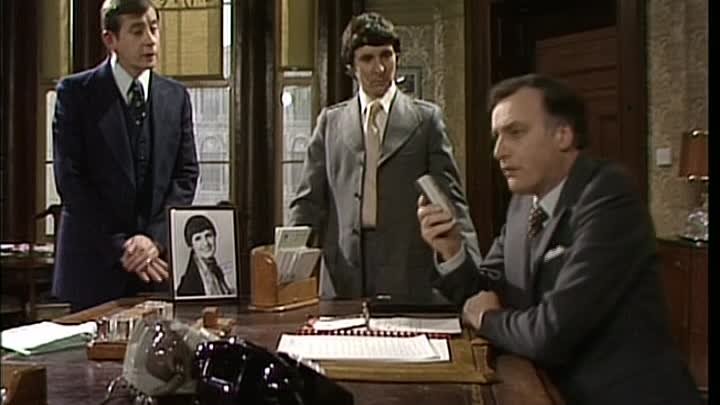 Yes Minister S01E01 Open Government