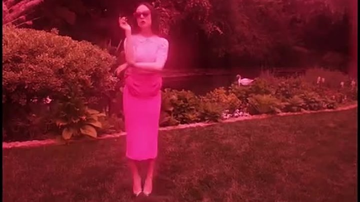 Allie X - BITCH  Видео группы "Витаминки для всех"