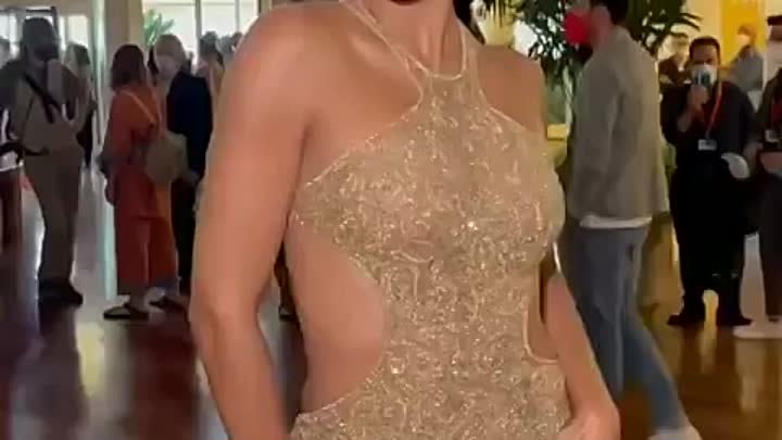 adriana.lima.greece_CTh9sNgioZW.mp4