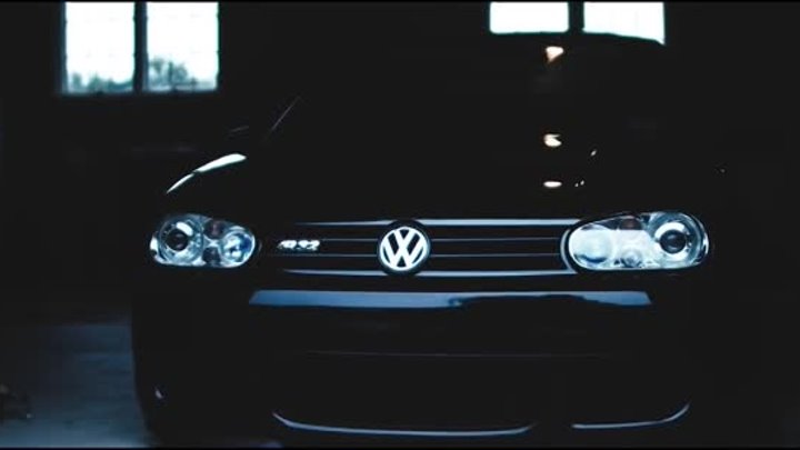 Volkswagen VW Golf R32 MK4