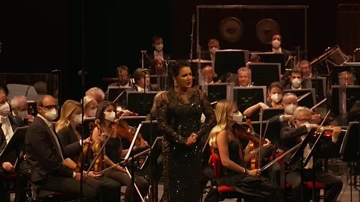 Anna Netrebko - Cilea - Poveri Fiori from Adriana Lecouvrer