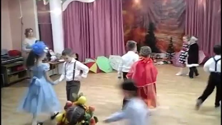 Осень в детском саду. Танец Полька 