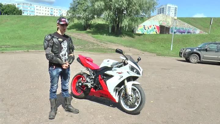 [Докатились!] Тест драйв Yamaha R1. Ну хоть красив!