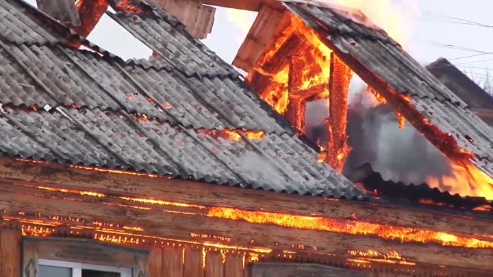 не допускайте детской шалости с огнем