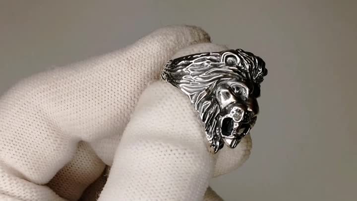 Серебряное кольцо со львом, вес 11 грамм 