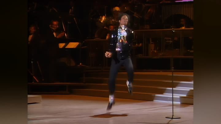 Michael Jackson - Billie Jean • (Motown 25) • (Remastered 4K)