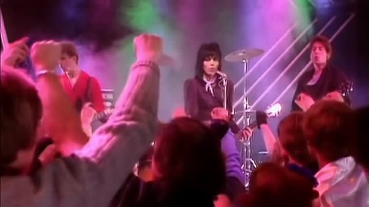 Joan Jett & the Blackhearts - I Love Rock And Roll (TOTP 1982) HD