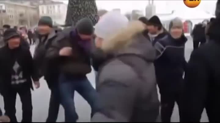 Мигранты в России!
