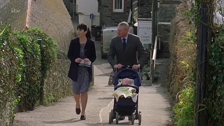 Doc Martin S07E02 The Shock Of The New   (1)