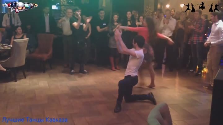 Грузины Танцуют Лезгинку в Грузинском Стиле Очень Красиво