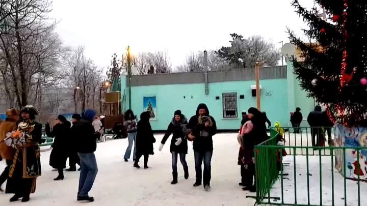 Новогоднее веселье -2017 в парке культуры и отдыха Таганрога. taganr ...