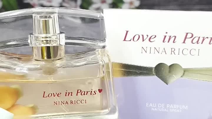 Nina Ricci "Love in Paris актуален для прекрасных женщин вне за ...