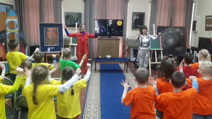 День космонавтики в Таганрогском художественном музее