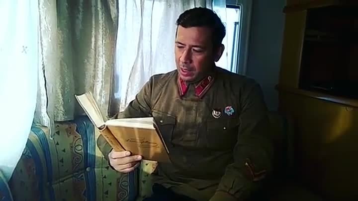 Актер Андрей Мерзликин читает  Пушкина прямо на съемочной площадке # ...