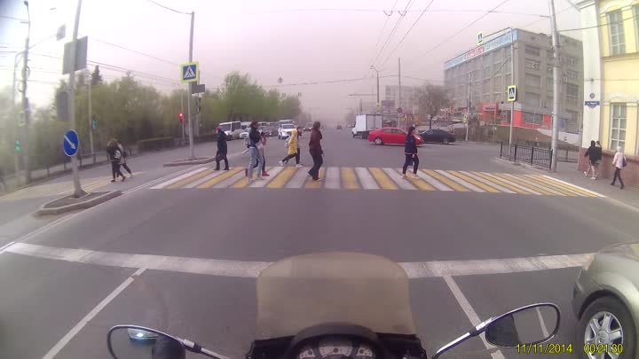прокат по центру))пыльная буря в Омске.