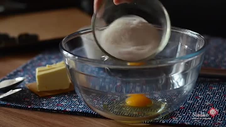 Нежное печенье на йогурте - Рецепты SladkoTV