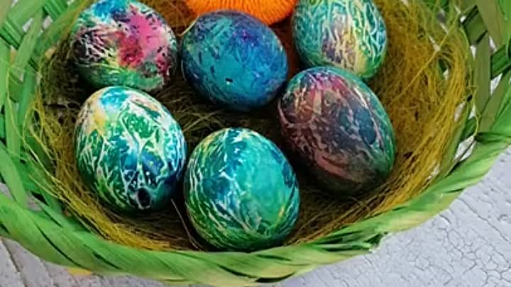 Как оригинально покрасить яйца на Пасху