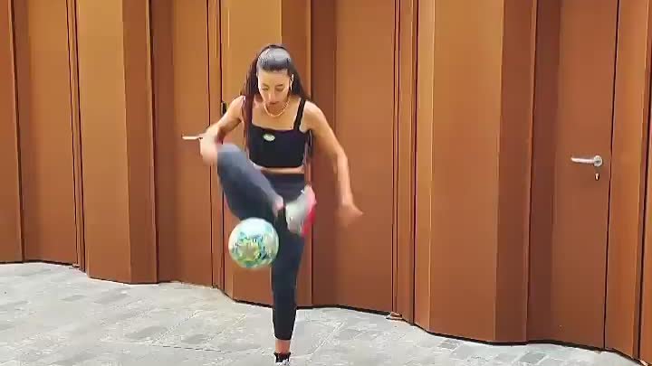 Футбол и Девушки