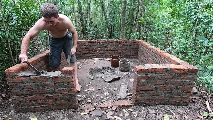 Хижина из древесно-зольного цемента и обожженного кирпича