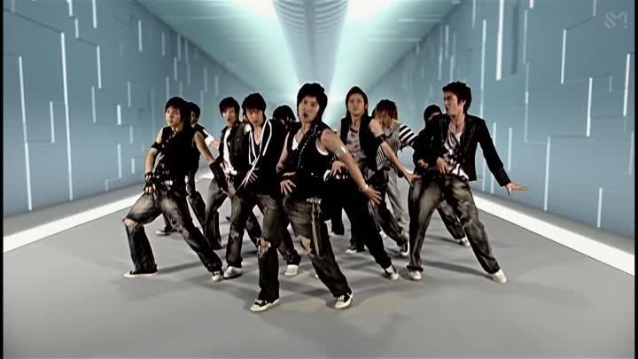 SUPER JUNIOR - `U`