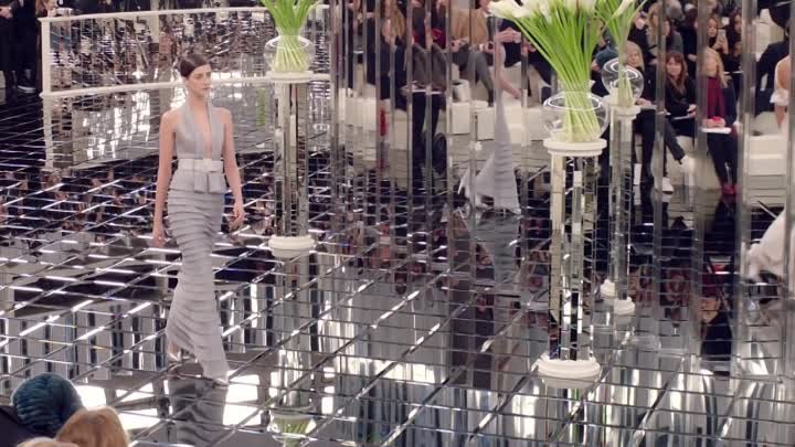 CHANEL Spring-Summer 2017 Haute Couture Show