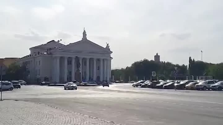 Какая красота! Город-герой Волгоград (Сталинград) Площадь Павших Бор ...