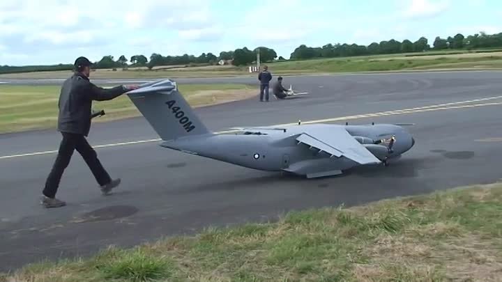 Мини копия Airbus A400M