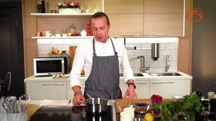 Рецепт йогурта с ореховой смесью и вареньем от Василия Емельяненко