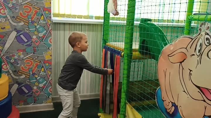 Детская игровая комната в спорткомплексе озон