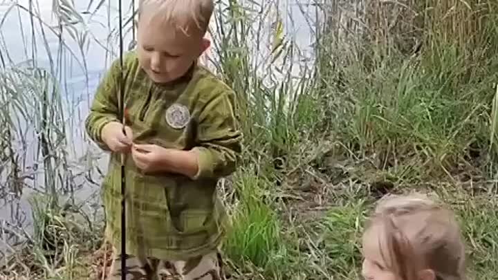 Маленькие рыбаки