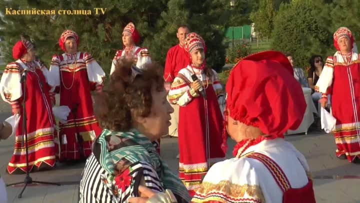 Русские Вечерки. Площадь Петра I, Астрахань.