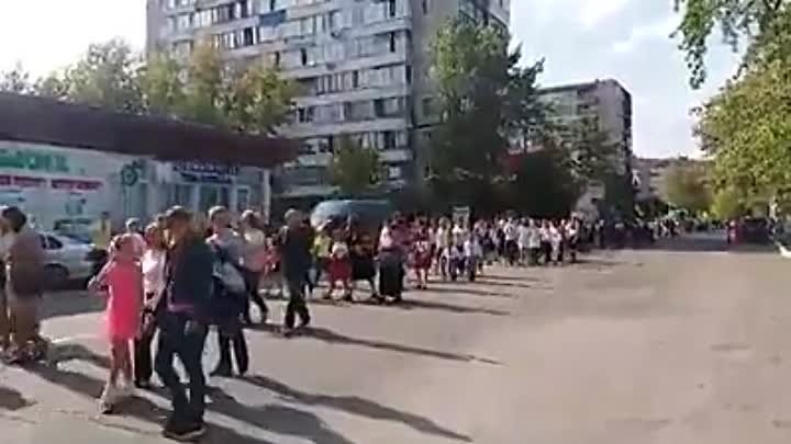 Святкова хода на День міста. Українці 50 років.