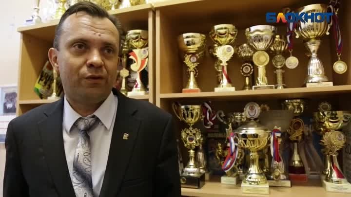 Тренеры спортшколы №7 встали на защиту увольняемого директора в Волг ...
