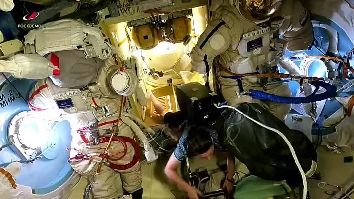 Секреты уборки на космической станции： как космонавты проводят суббо ...