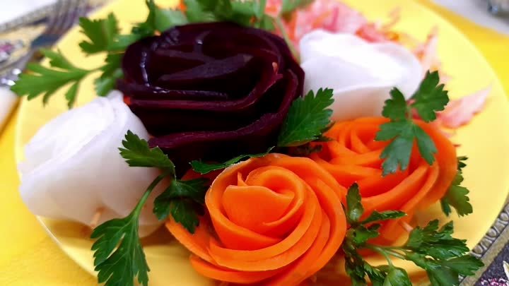 Розы из Овощей для украшения Праздничных блюд и салатов. (1)