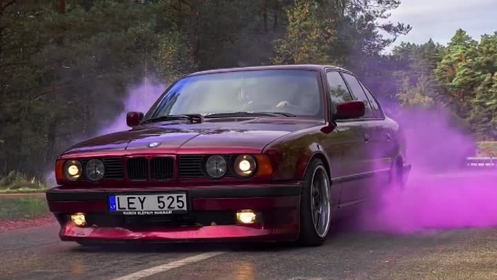 turbo 525 E34's RIPPING streets _ 458 hp