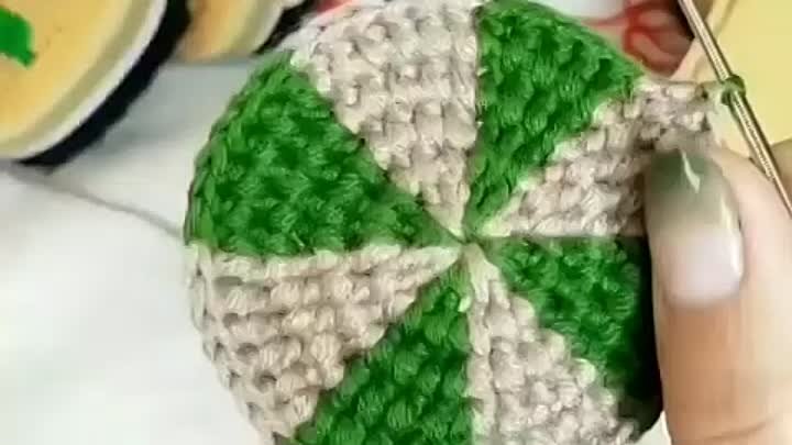 Интересная техника вязания крючком.