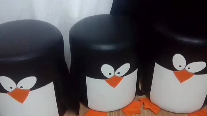 Пуфы-пингвины