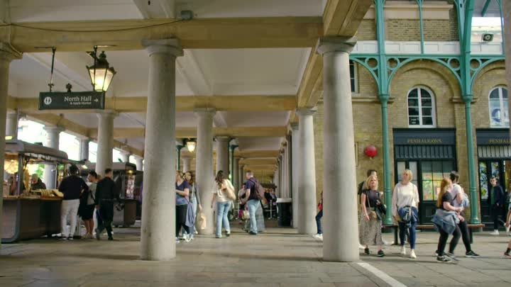 The People's Piazza : A History of Covent Garden (2022)