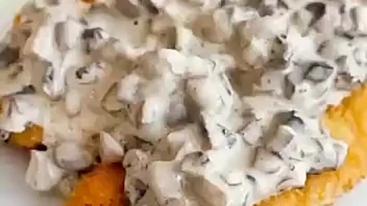 Шницель в грибном соусе