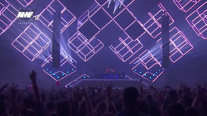 Armin van Buuren b2b Hardwell (II=I) live at Amsterdam Music Festival 2017