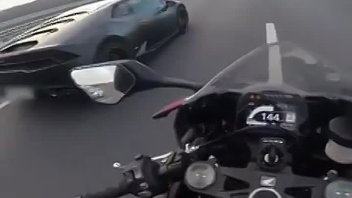 Honda VS Lambo