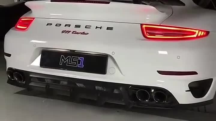 Porsche 911 Turbo.mp4