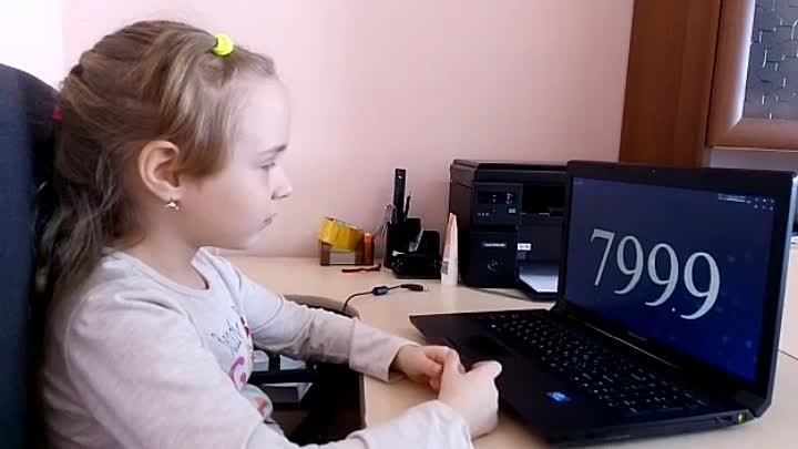 6-летняя Настя складывает и вычитает 4х и 5ти значные числа