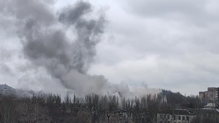Калининский район Донецка под огнём
