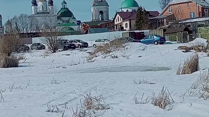 Прогулка по озеру Неро с хвостиками