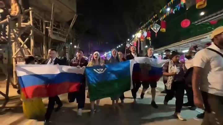 Югорчане спели гимн России в Индии