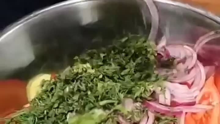 Вкуснейший грузинский салат