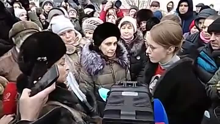 В Орёл приехала Ксения Собчак