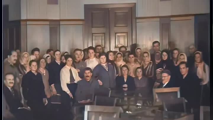 Тов. Сталин на встрече с женщинами. 1935 г.